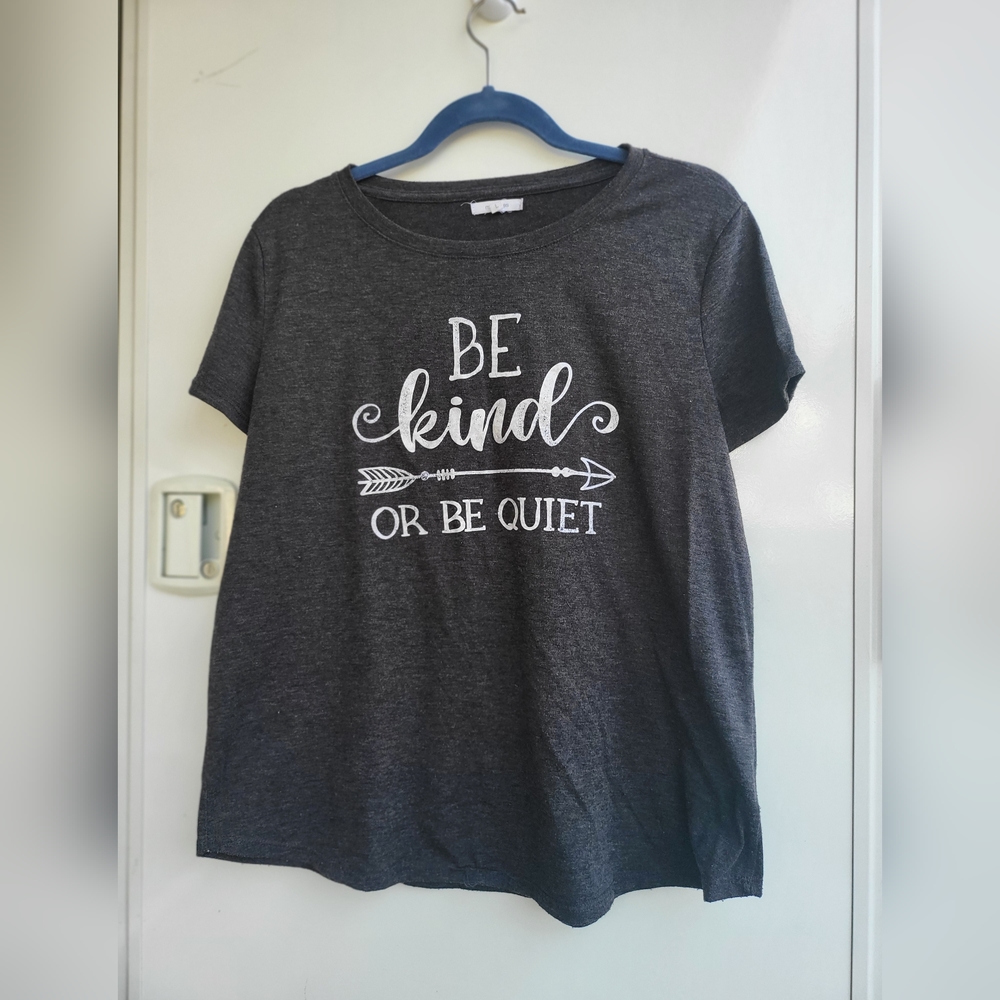 Graphic tee